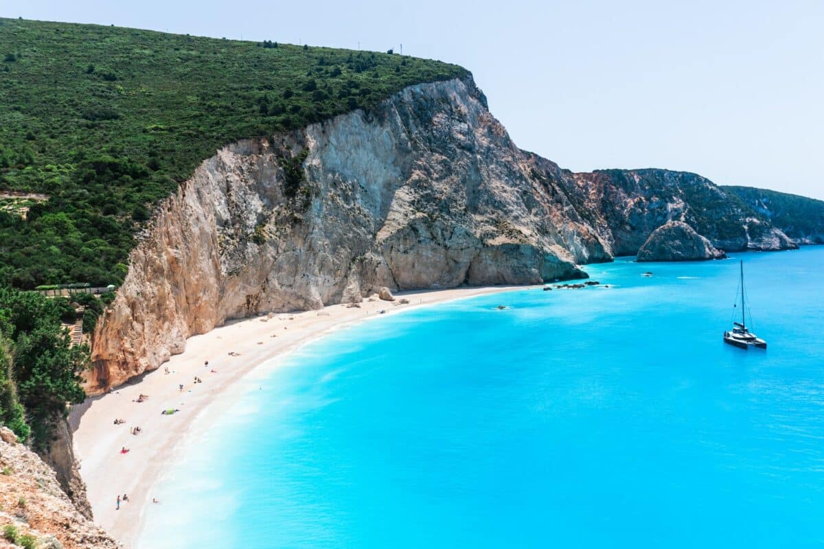 Praia em Lefkada na Grécia