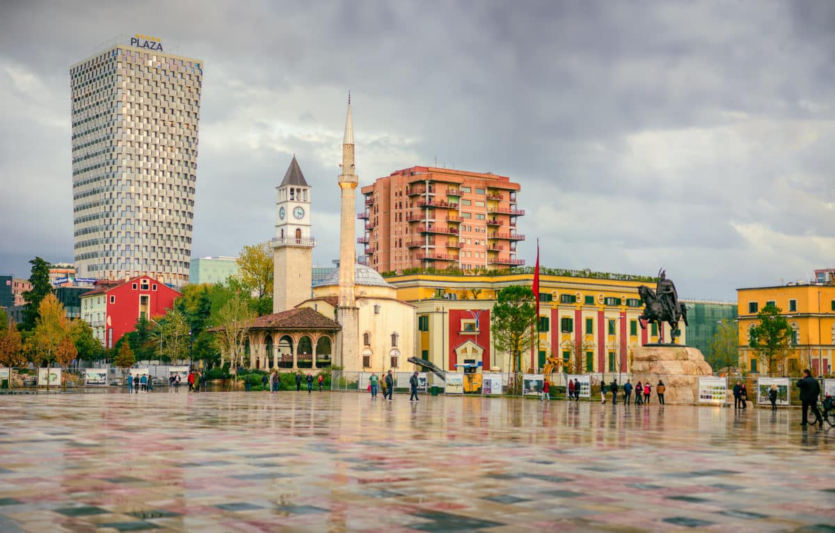 Tirana Albânia