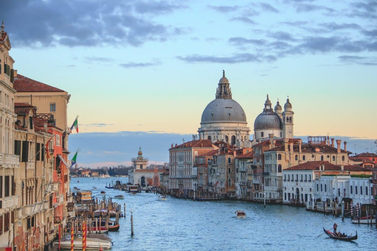 Os lindos canais de Veneza.