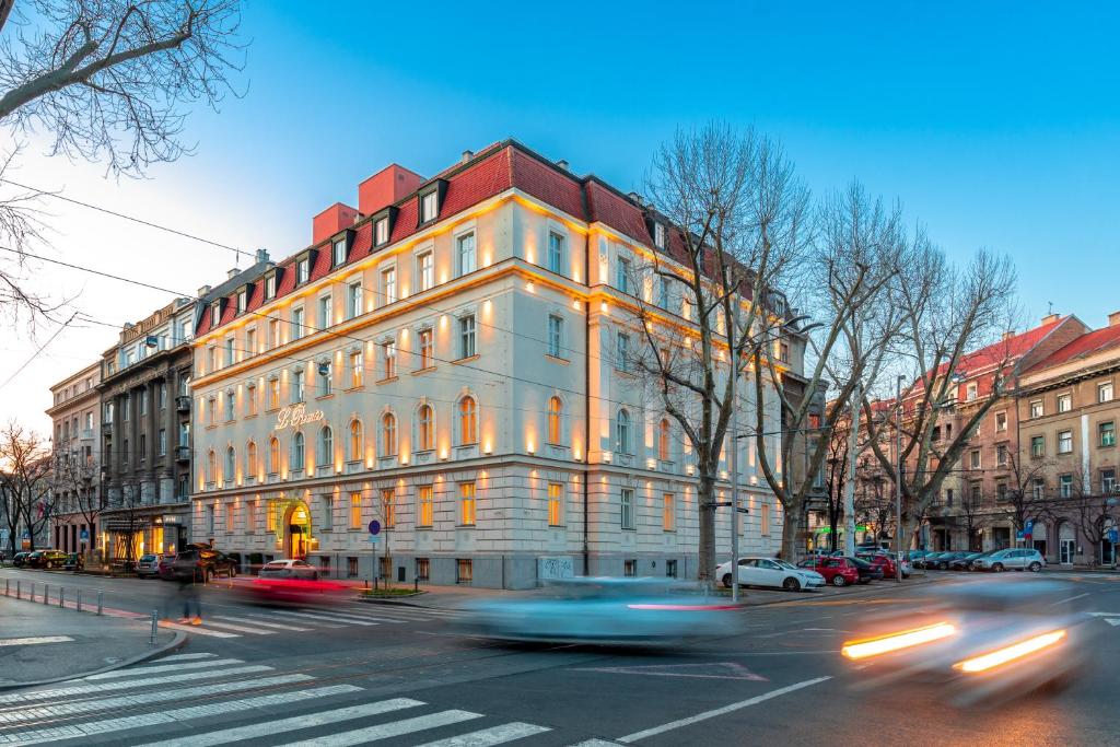 Hotel Le Premier em Zagreb na Croácia
