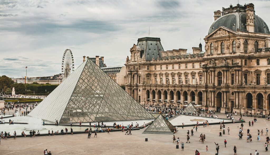 Museo do Louvre em Paris na França
